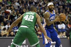 开云平台-NBA球场强强对决，球队实力均衡胜负难分的简单介绍