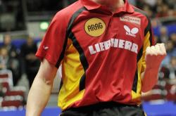 开云体育下载-英格兰队险胜德国队，奥恰洛夫惊艳四座