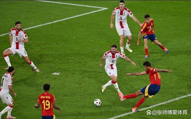 欧洲俱乐部赛事中的一场强强对决