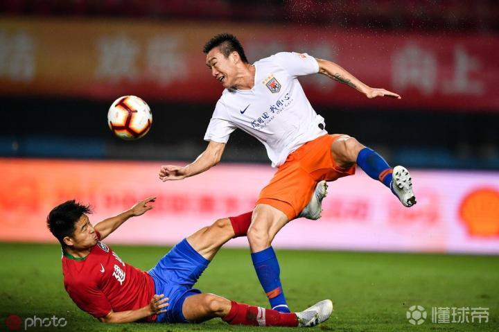 湖北队与河南队战成平局,难解胜负 湖北队与河南队战成平局,难解胜负