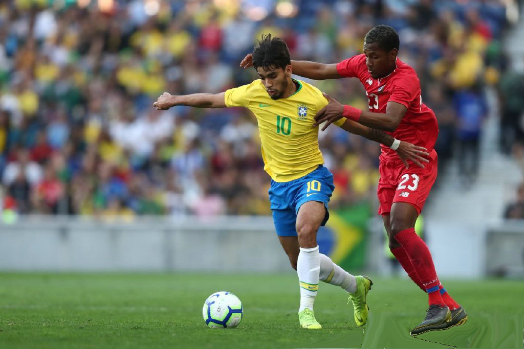 捷克成功晋级欧预赛次轮,表现抢眼 捷克成功晋级欧预赛次轮,表现抢眼