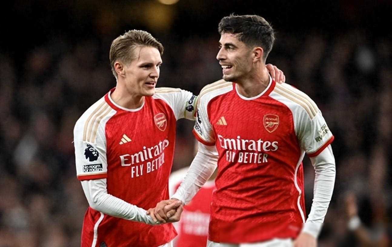 阿森纳横扫韩国，哈弗茨惊艳四座